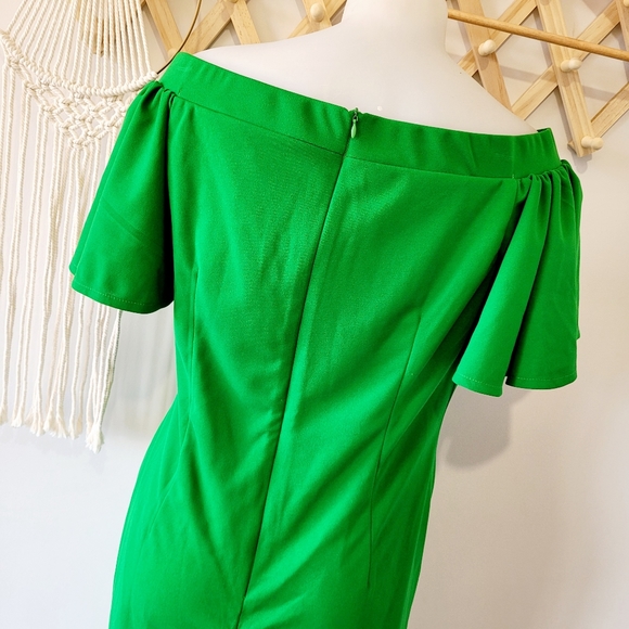 TEABERRY Emerald Green Off Shoulder Dress (s14)NWT - Picture 6 of 14